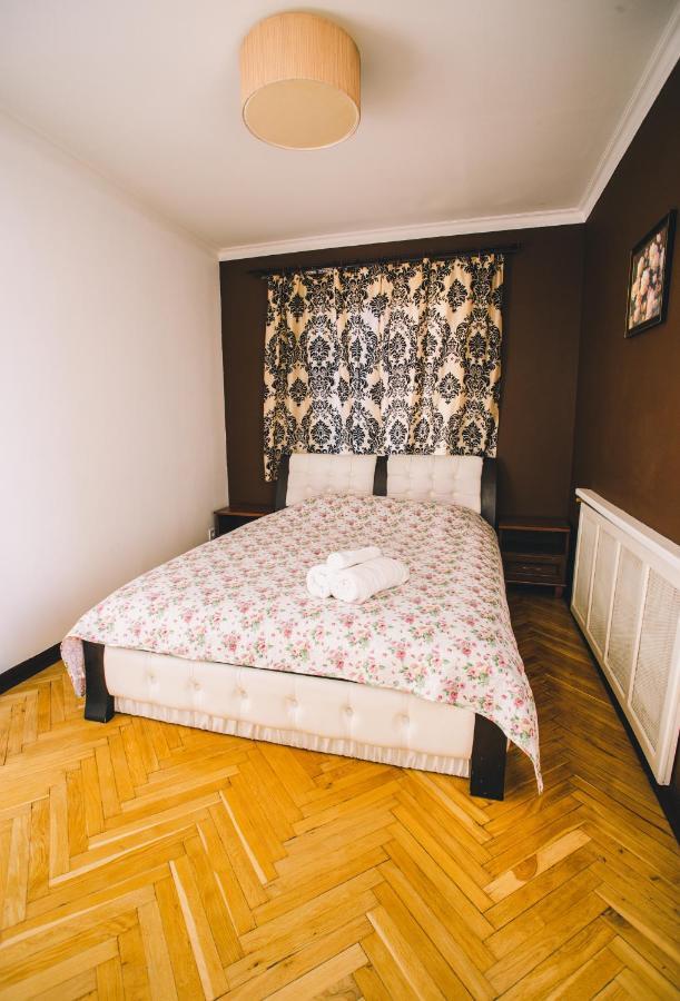 Amazing View Of Maydan! Apartment Kiev Bagian luar foto