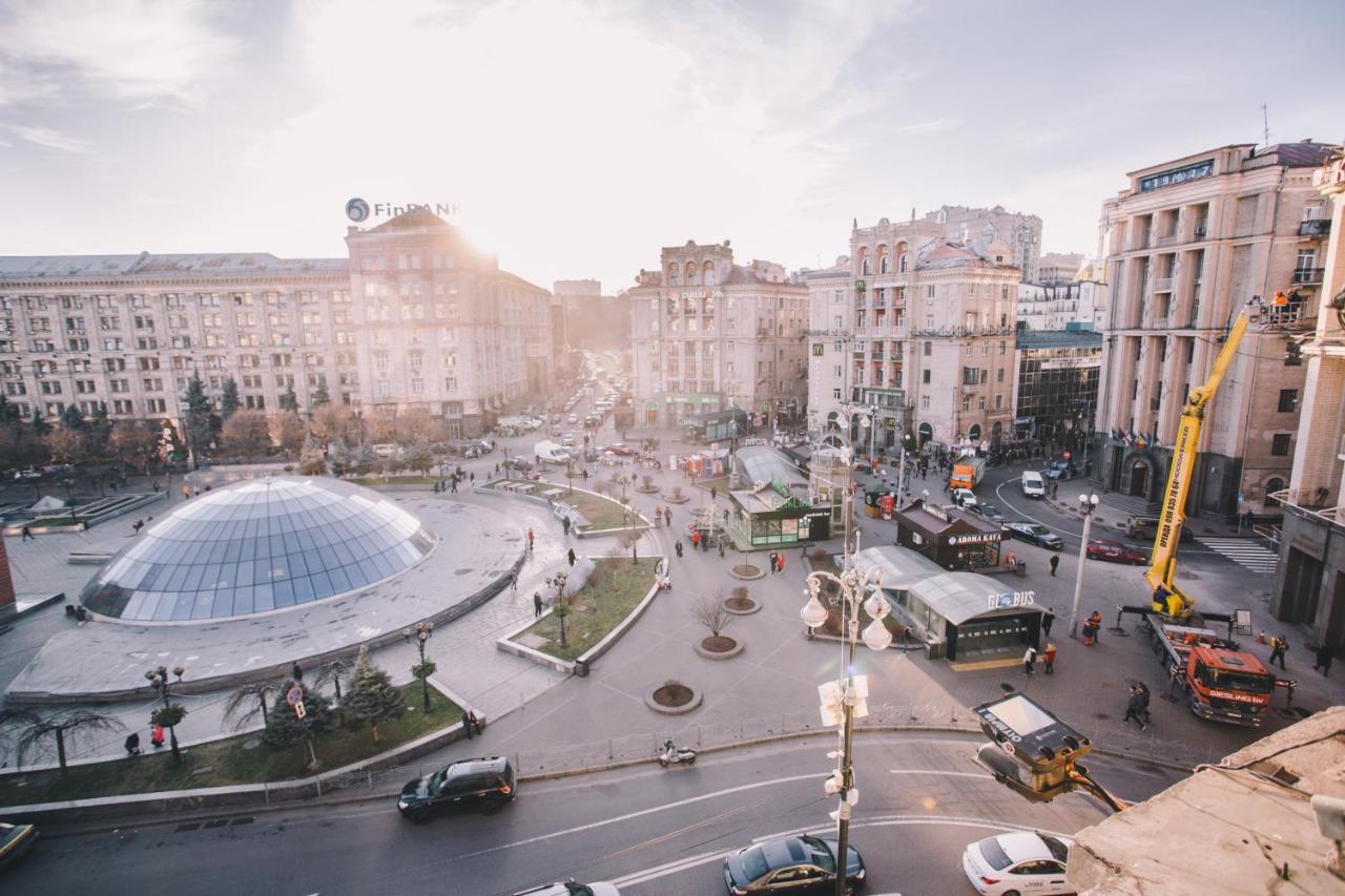Amazing View Of Maydan! Apartment Kiev Bagian luar foto